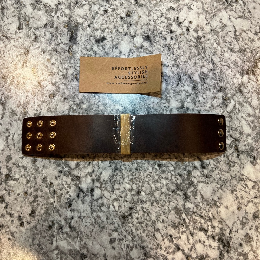 Brown Leather Cuff Bar Snap On Bracelet Gold Accents New Charleston Wrap